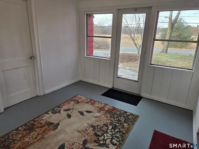 $369,900 | 242 Elm Street, Enfield, CT 06082