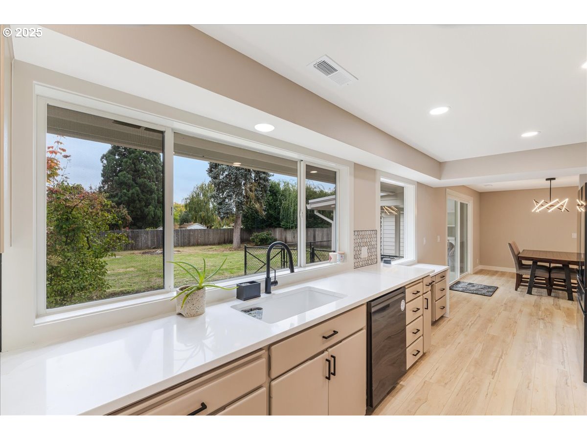 1317 Filbert Street Forest Grove, OR 97116 - Photo 15 of 29