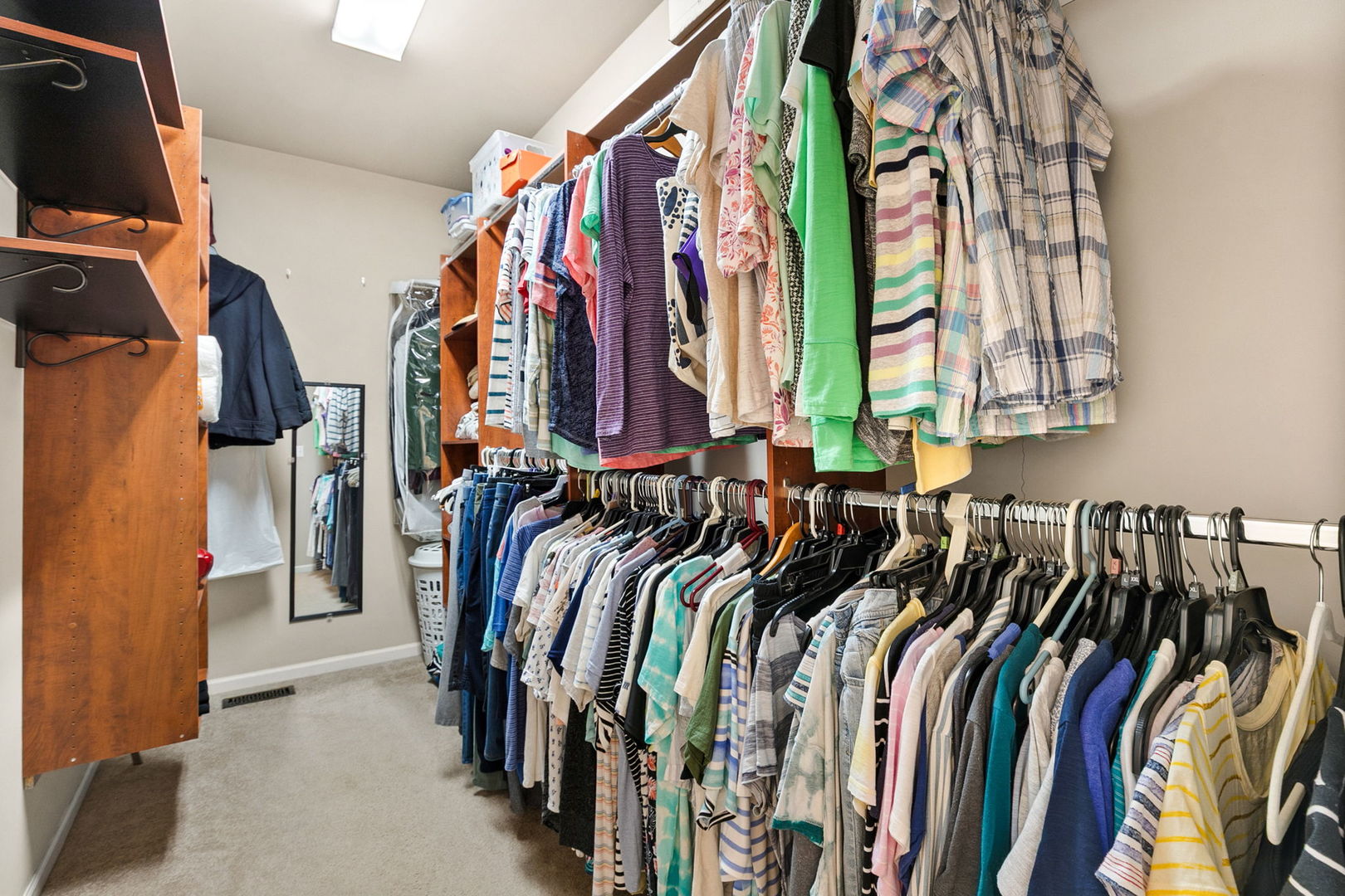 2854 Waterfront Avenue Algonquin, IL 60102 - Photo 15 of 29 a view of walk in closet with clothes