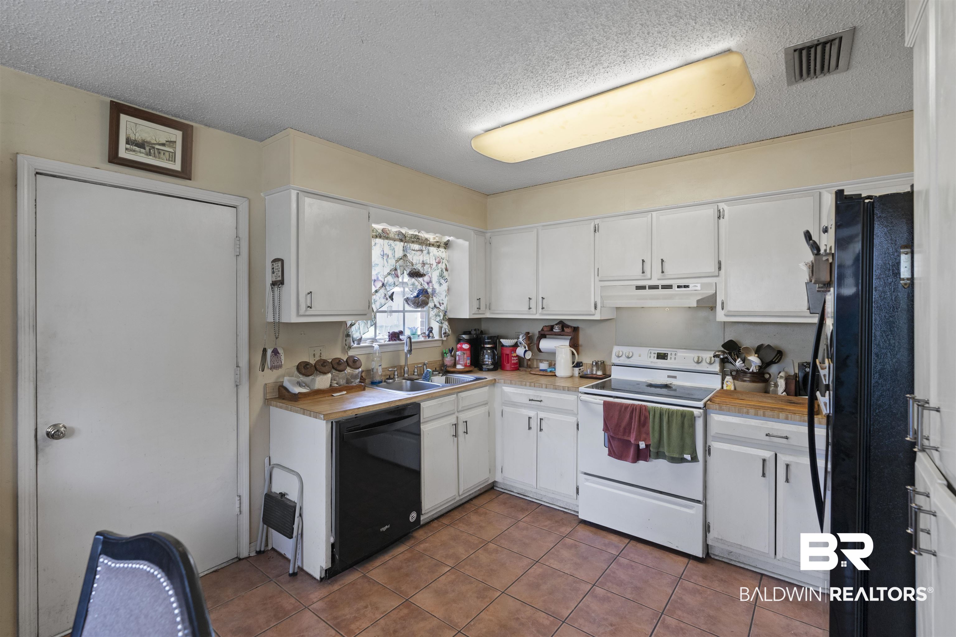 83 Grimes Lane Loxley, AL 36551 - Photo 6 of 16