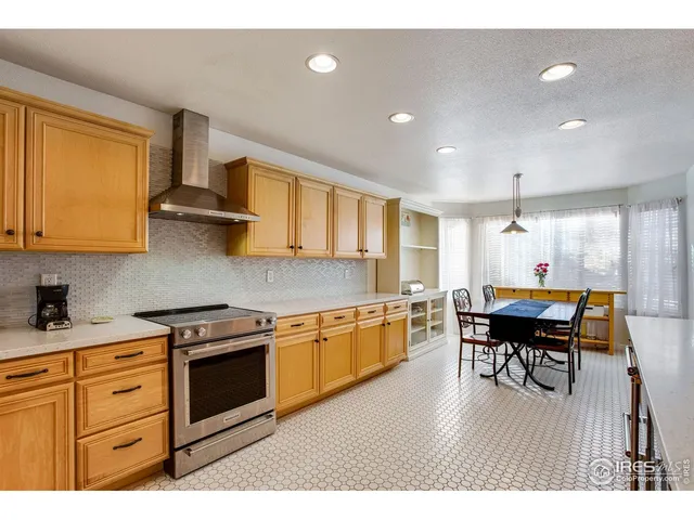 $695,000 | 1236 Button Rock Drive, Longmont, CO 80504