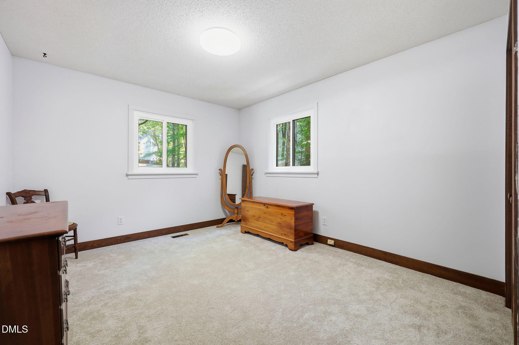 6101 Dresden Lane Raleigh, NC 27612 - Photo 27 of 41