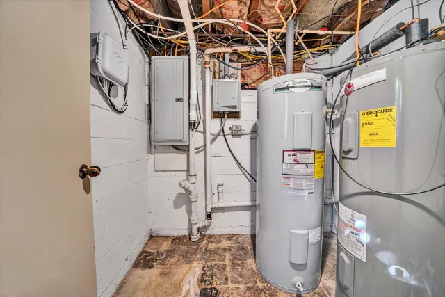 $375,000 | 2907 Huntington Boulevard Northwest, Roanoke, VA 24012