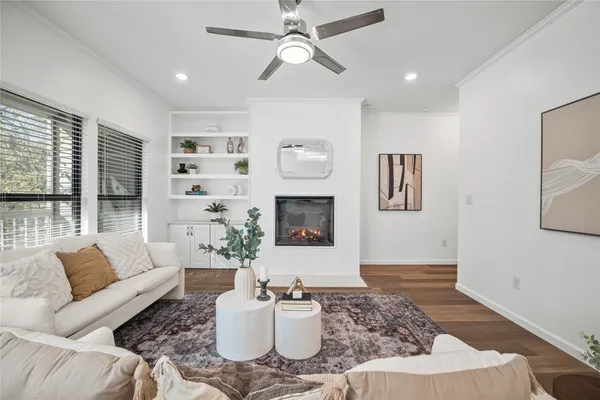 $1,749 | 6501 Columbia Oaks Court, Unit D8, Austin, TX 78759