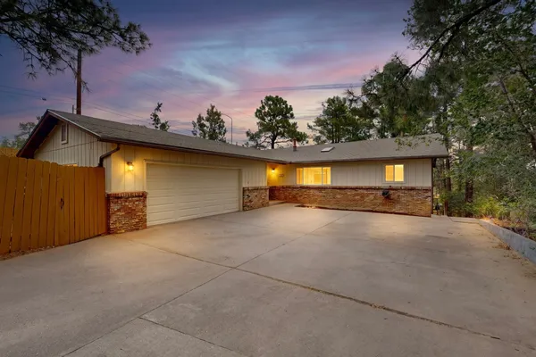 $694,000 | 1990 Camino Redondo, Los Alamos, NM 87544