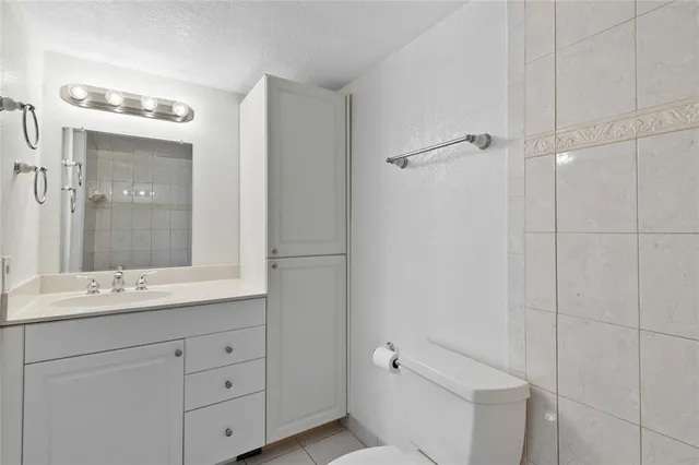 $185,000 | 11101 Royal Palm Boulevard, Unit 102, Coral Springs, FL 33065