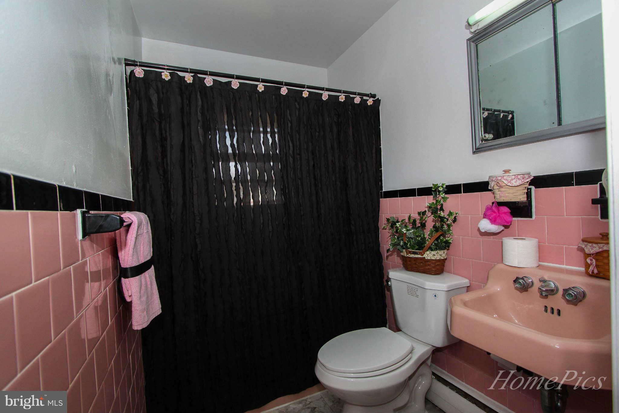 17025 Hughes Road Poolesville, MD 20837 - Photo 15 of 30 Bath