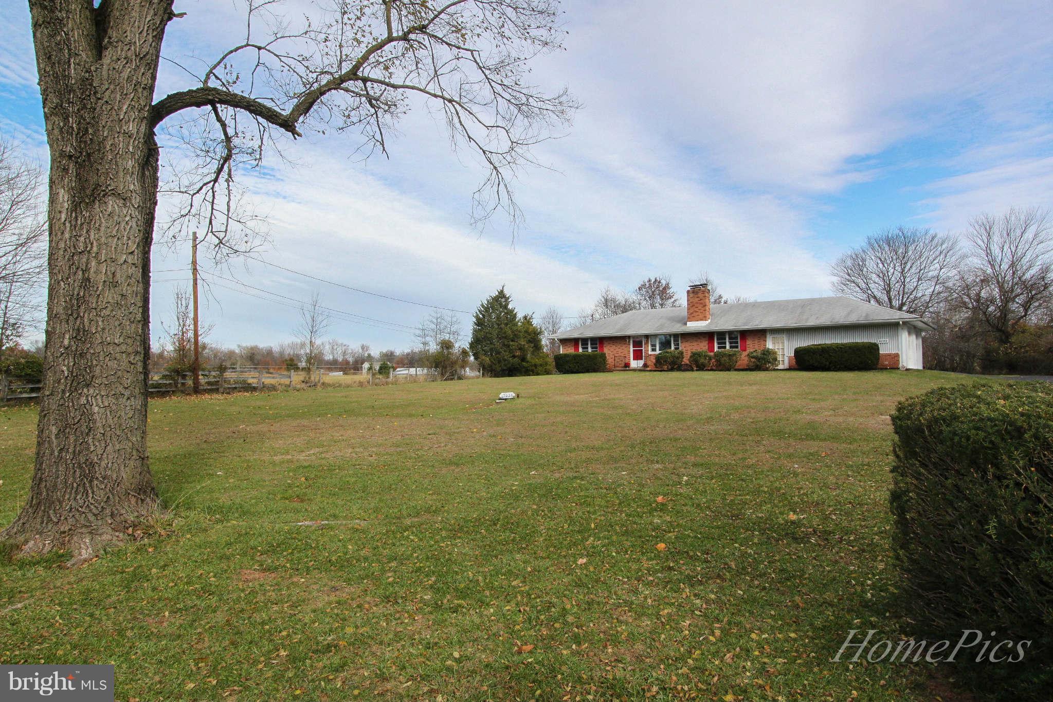 17025 Hughes Road Poolesville, MD 20837 - Photo 27 of 30 Exterior (Front)
