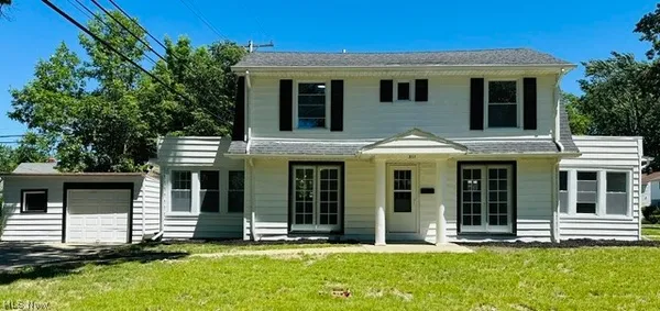 $200,000 | 311 East 241st Street, Euclid, OH 44123