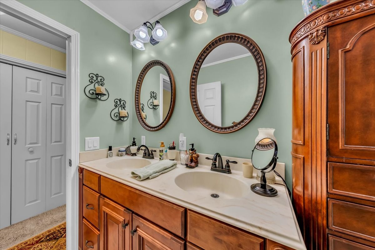 1555 Charles Bell Road Clarksville, TN 37040 - Photo 12 of 86