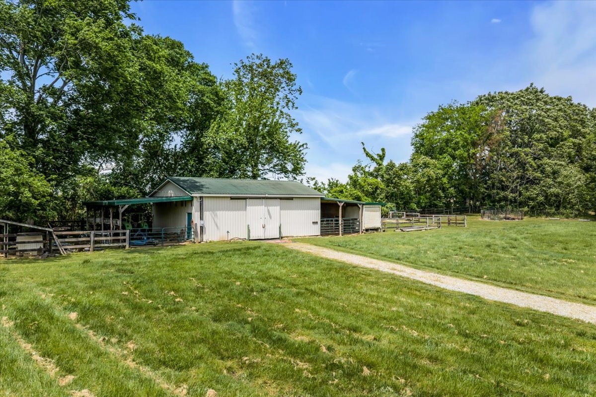 1555 Charles Bell Road Clarksville, TN 37040 - Photo 56 of 86