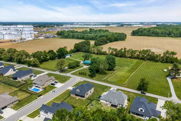 $850,000 | 1555 Charles Bell Road, Clarksville, TN 37040