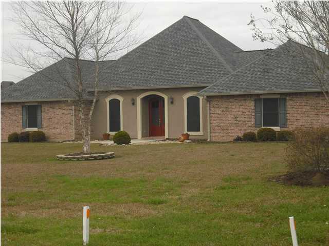 152 Rue Katherine Opelousas, LA 70570 - Photo 1 of 28 Primary Photo