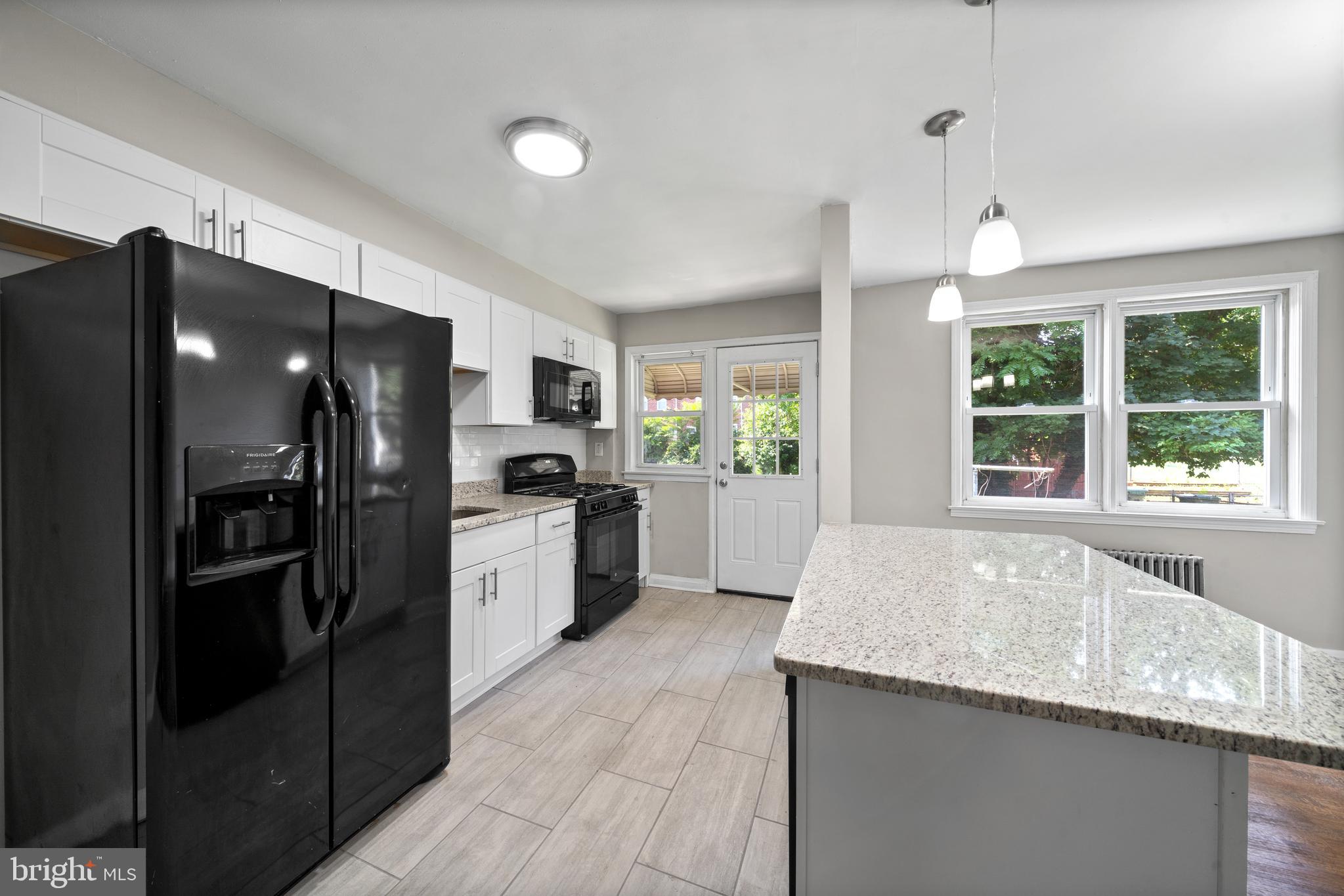 1018 Kevin Road Baltimore, MD 21229 - Photo 7 of 19