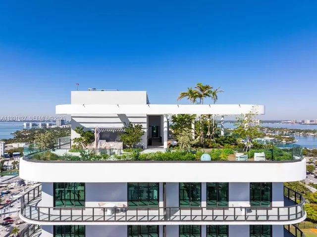 $12,000 | 580 72nd Street, Unit 1712, Miami, FL 33141