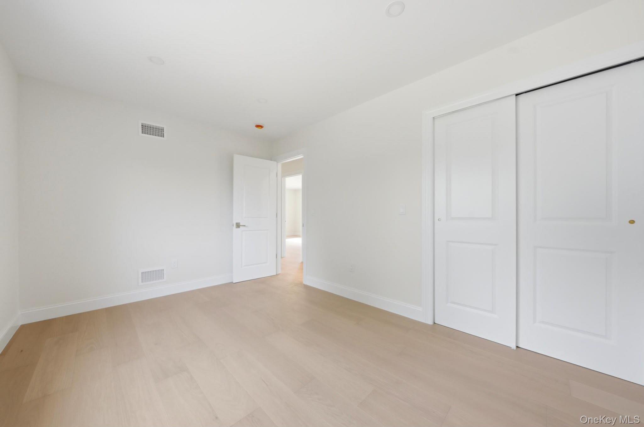 136 Udall Road West Islip, NY 11795 - Photo 20 of 36 Gallery Image 20