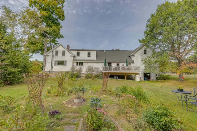 $2,800 | 34 North Shore Road, Hebron, NH 03241