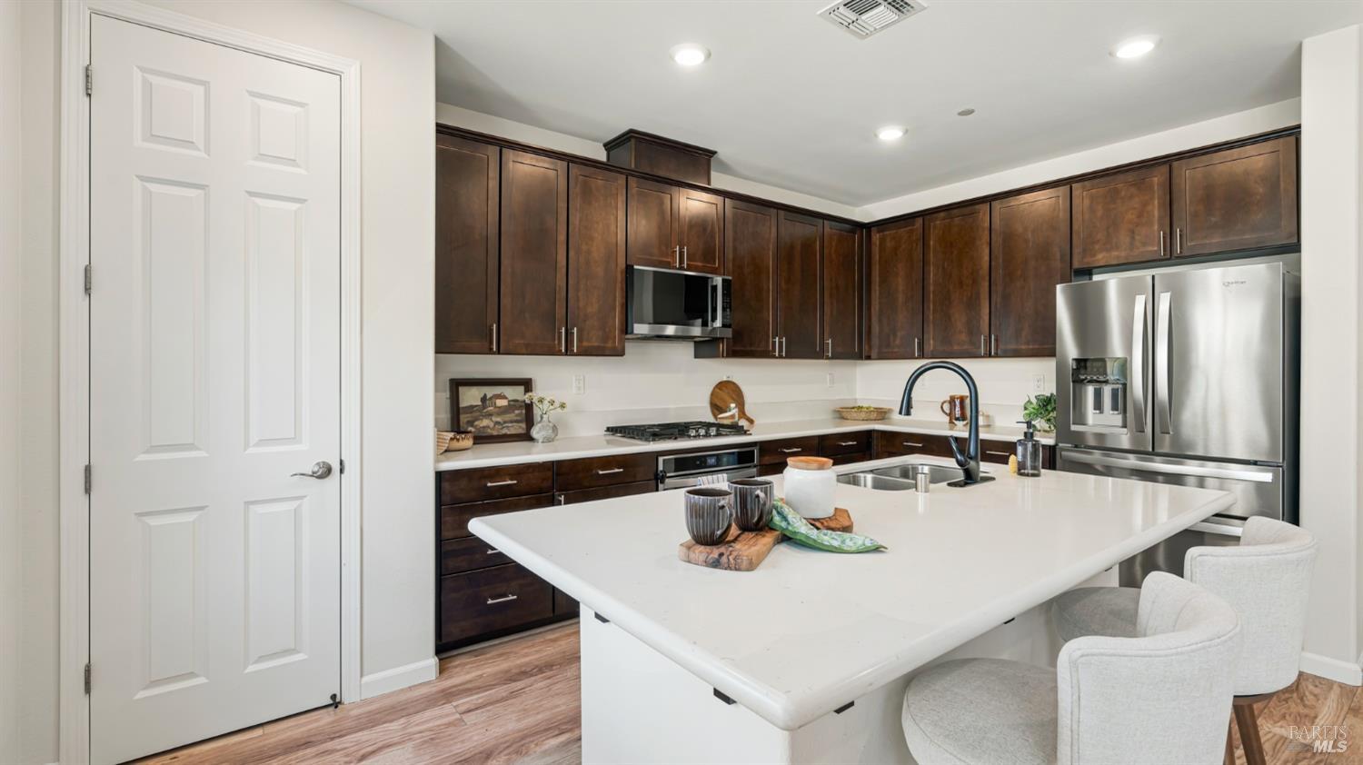 5530 Kennedy Place Rohnert Park, CA 94928 - Photo 12 of 36 Gallery Image 12