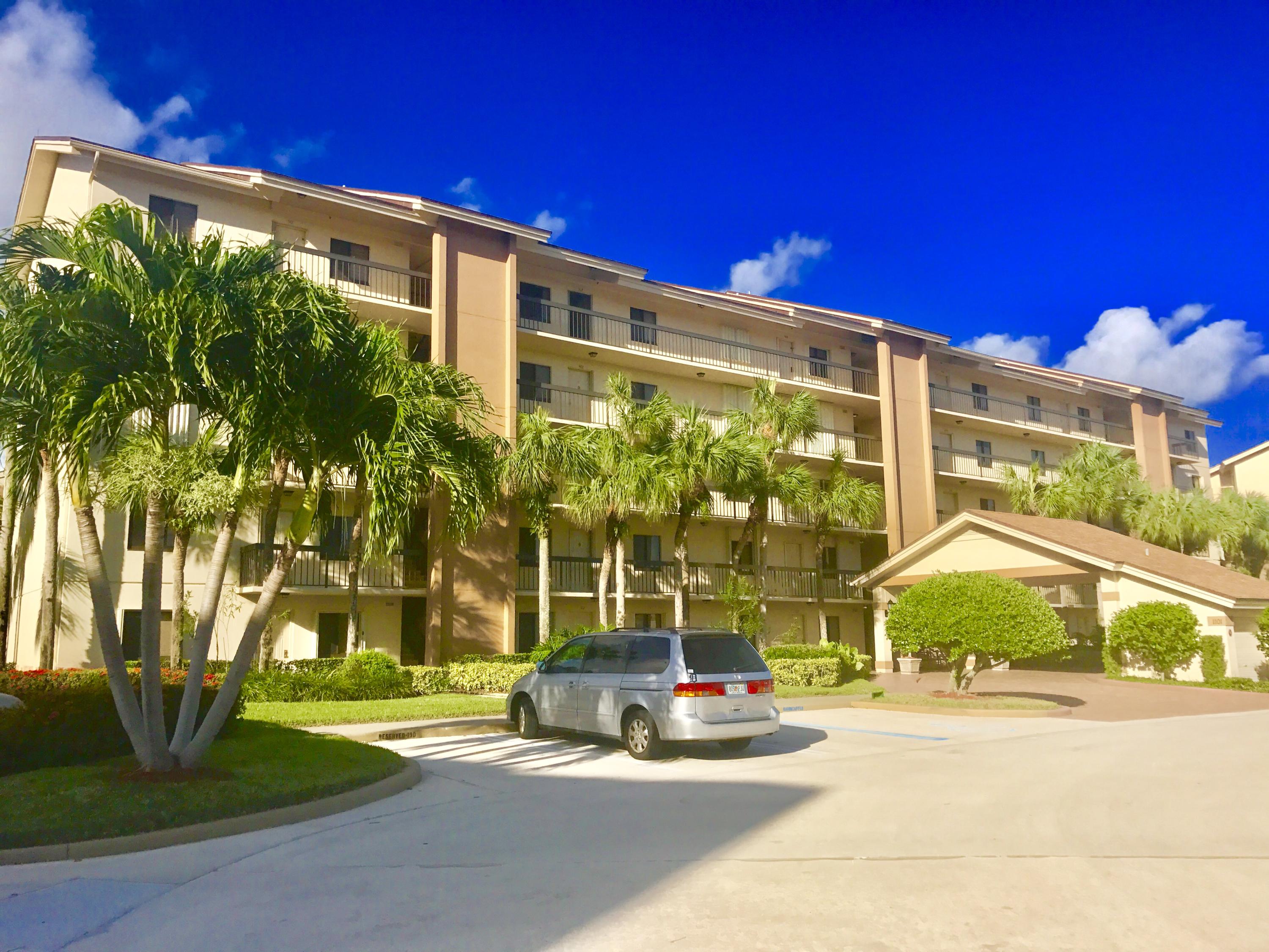 1101 Seafarer Circle, Unit 204 Jupiter, FL 33477 - Photo 2 of 18 1101 Seafarer 204 front