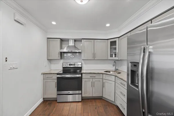 $3,250 | 56-25 226th Street, Unit 3 | Bayside