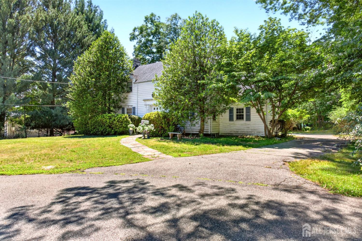 31 Warwick Road Colonia, NJ 07067 - Photo 36 of 36