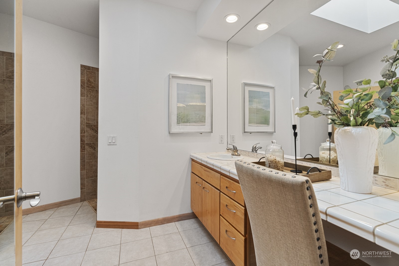 12335 Upper Preston Road Southeast Issaquah, WA 98027 - Photo 19 of 38 Gallery Image 19