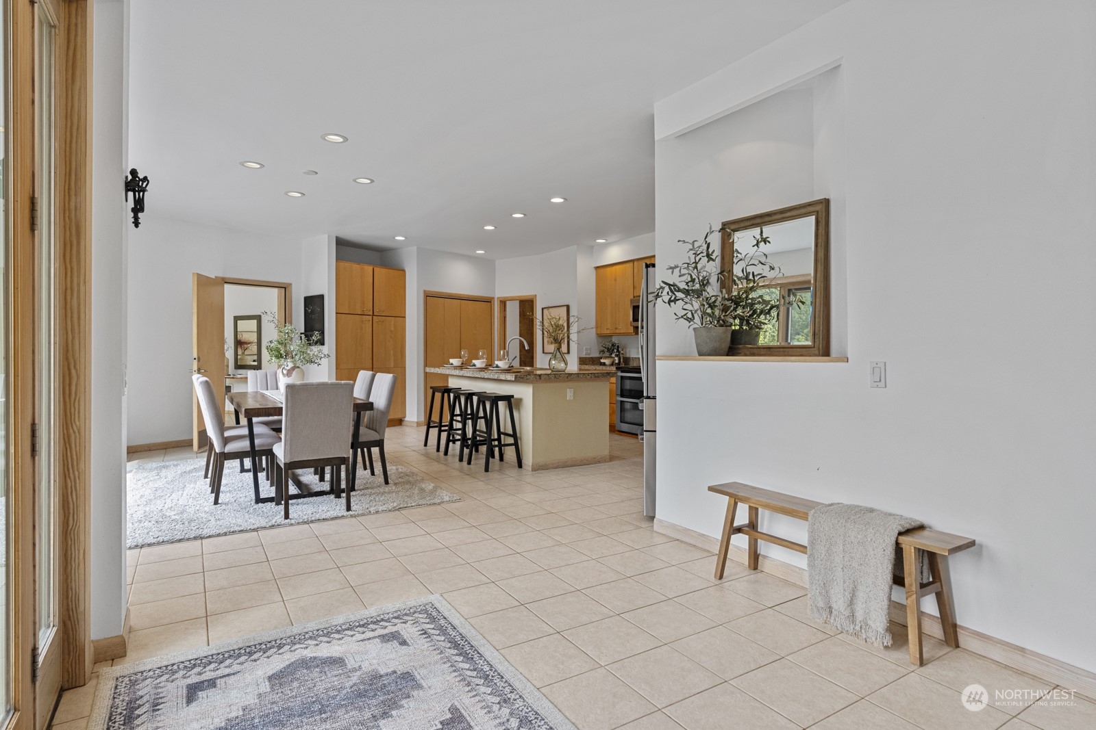 12335 Upper Preston Road Southeast Issaquah, WA 98027 - Photo 9 of 38 Gallery Image 9