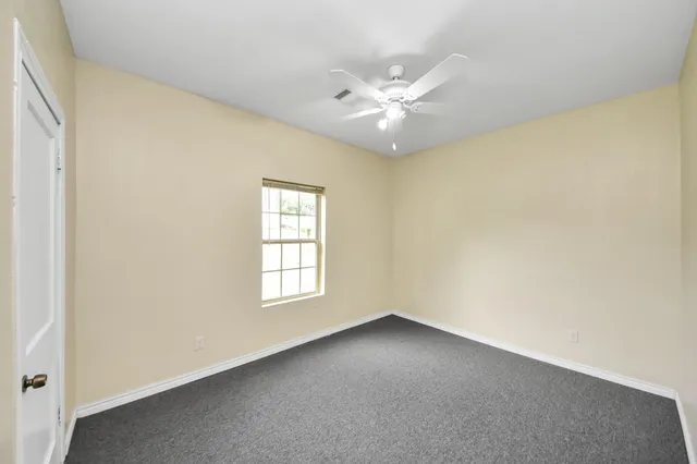 $1,600 | 909 South Victory Drive, Houston, TX 77088