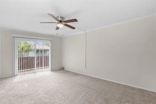 $999 | 102 Strand Street, Unit 11, Galveston, TX 77550