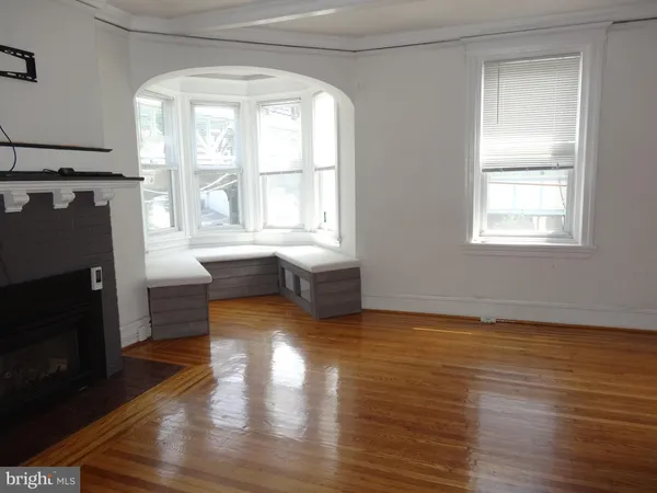 $2,600 | 114 Levering Street, Philadelphia, PA 19127