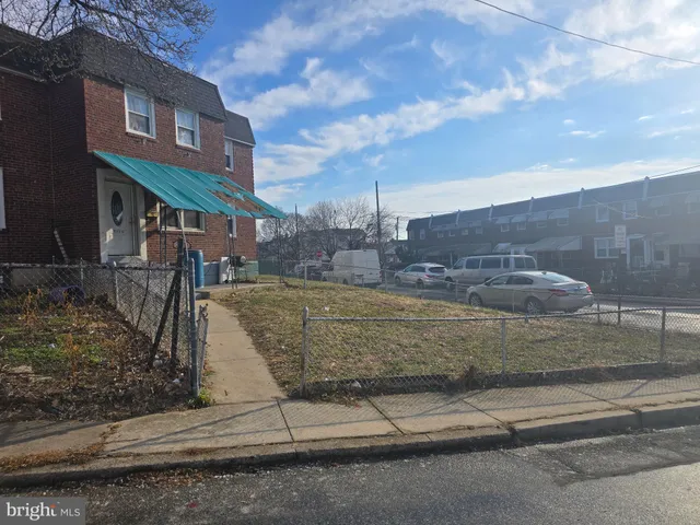 $250,000 | 7160 Clover Lane, Upper Darby, PA 19082