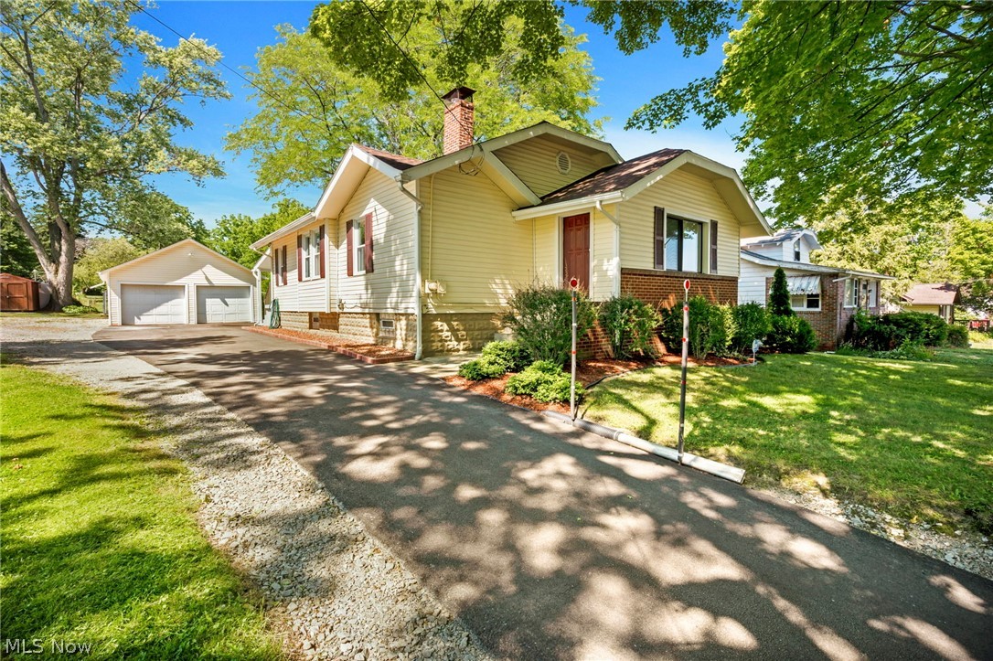 1741 Woods Road Akron, OH 44306 - Photo 1 of 31 Gallery Image 1
