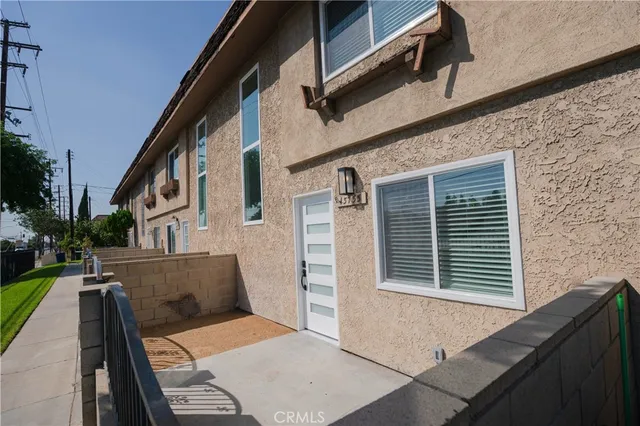 $549,000 | 13755 Los Angeles Street, Unit 5, Baldwin Park, CA 91706