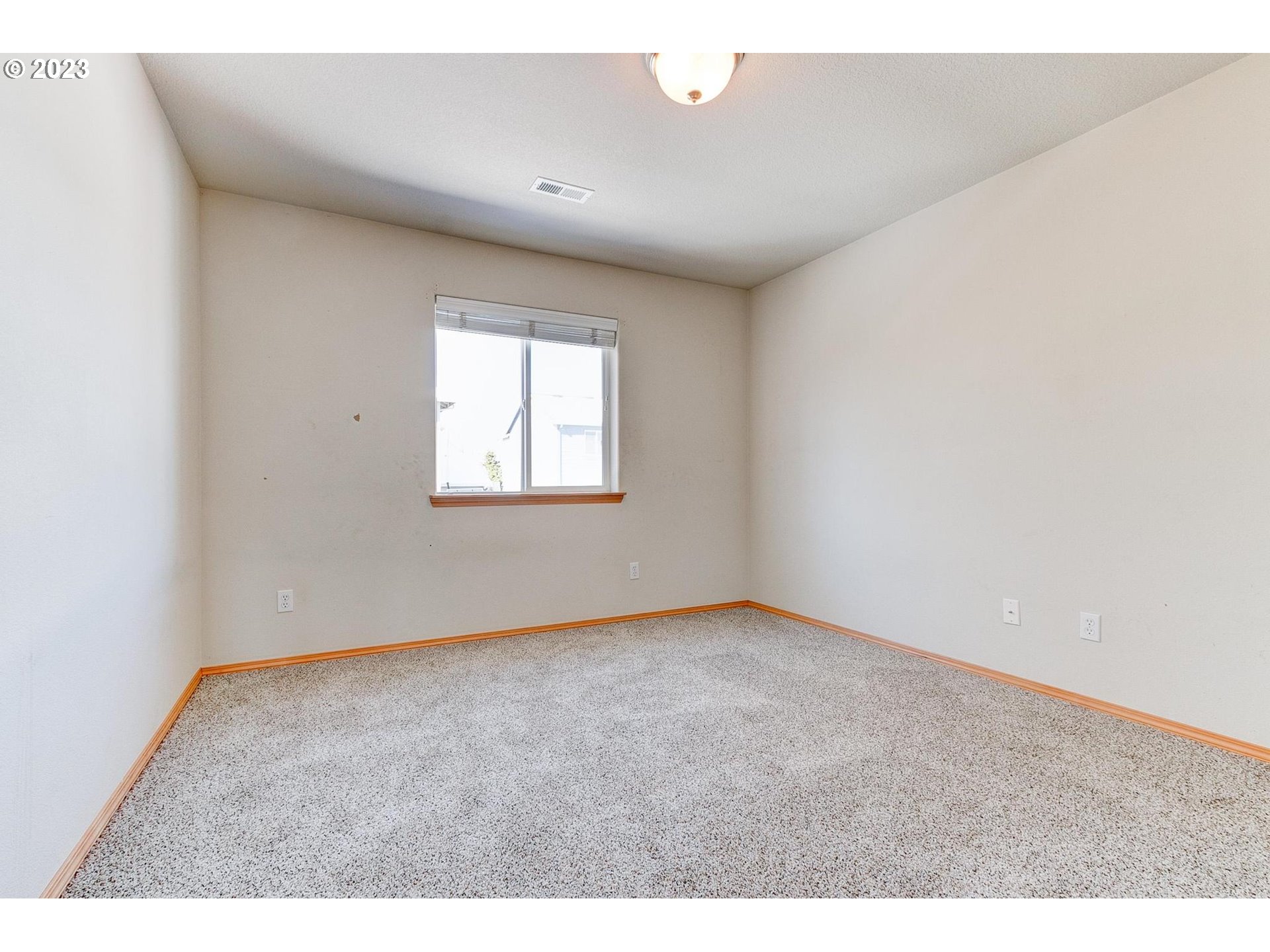 23891 Southwest Middleton Road Sherwood, OR 97140 - Photo 25 of 31 an empty room with windows