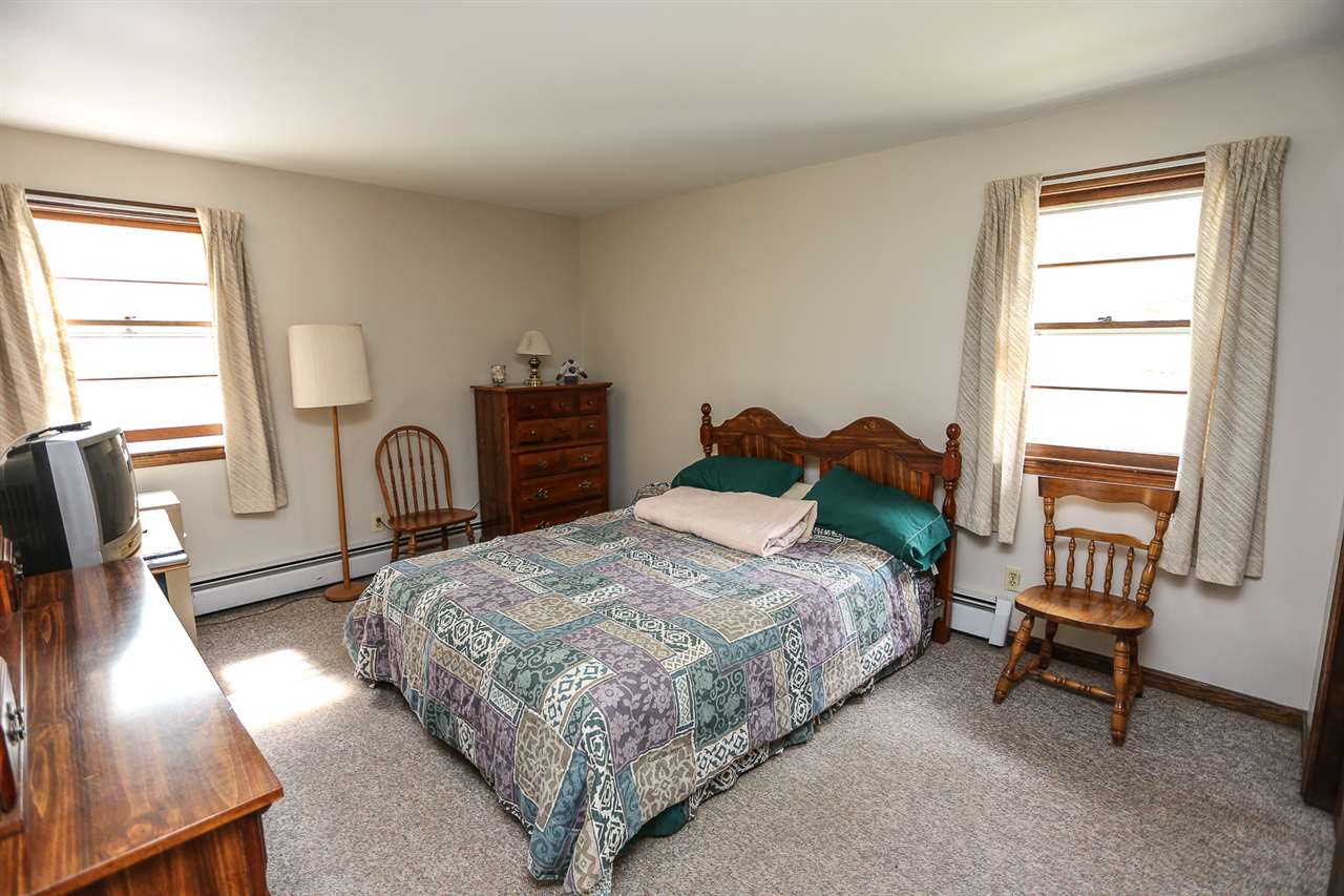 97 Old Derry Road Londonderry, NH 03053 - Photo 18 of 26