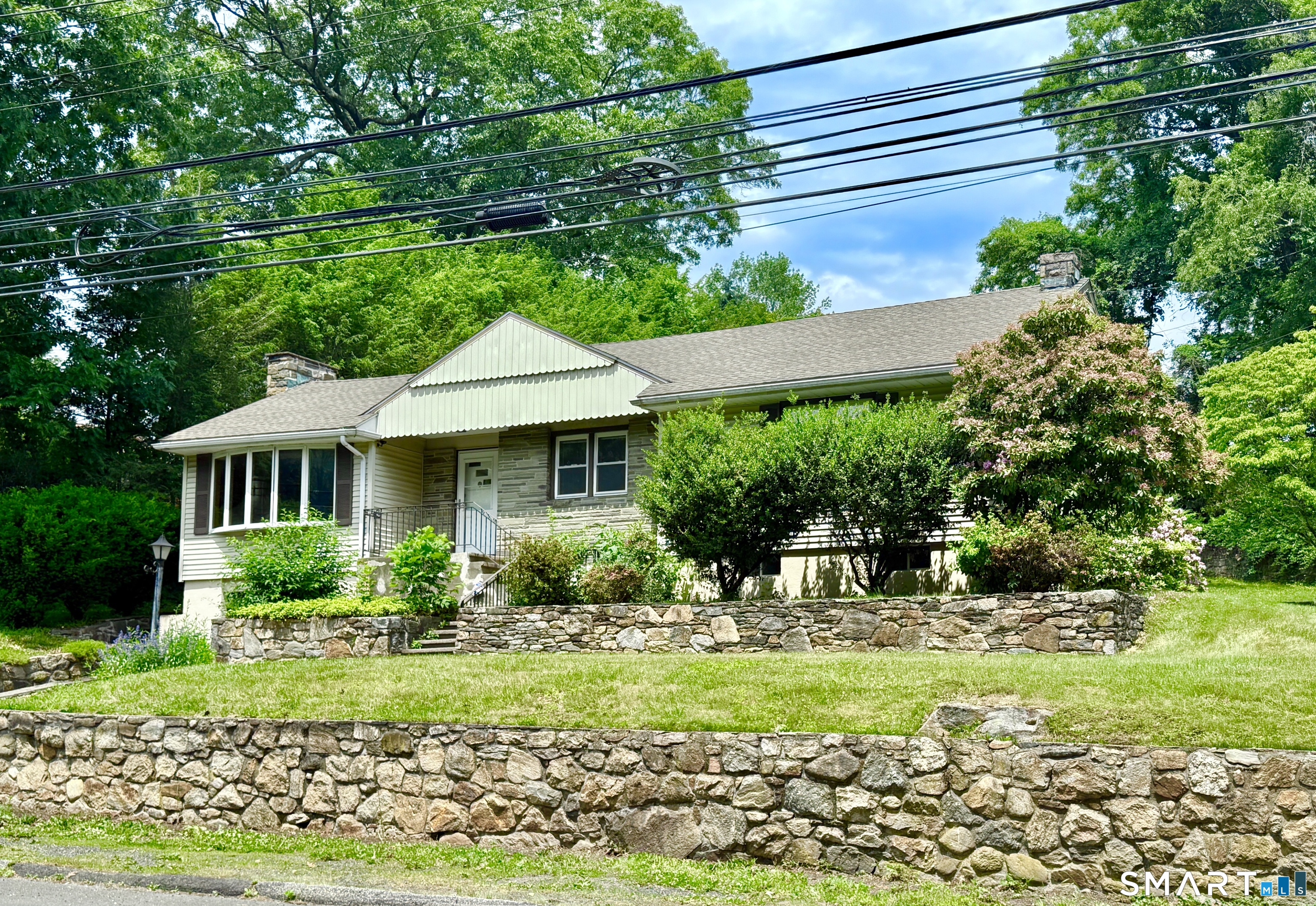 2326 Old Town Road Bridgeport, CT 06606 - Photo 1 of 33