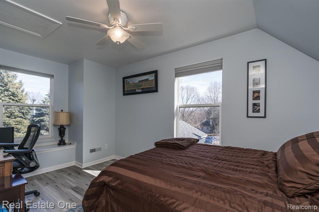 390 Shadywood Road Rochester Hills, MI 48307 - Photo 26 of 38