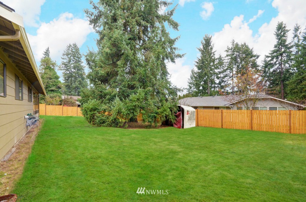 12720 Southeast 95th Place Renton, WA 98056 - Photo 22 of 25 Gallery Image 22