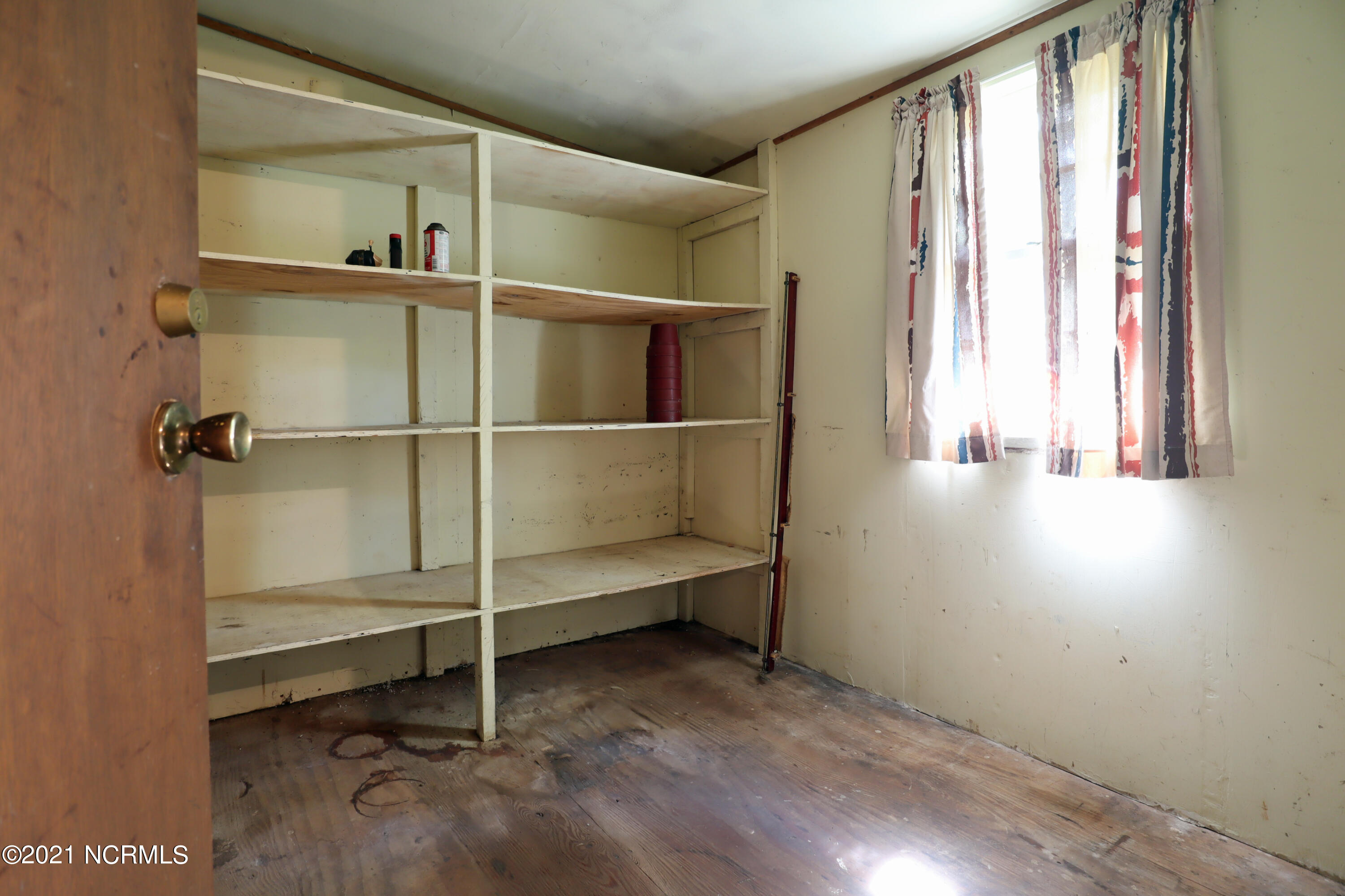 1635 Plank Road Robbins, NC 27325 - Photo 21 of 26 storage - unheated pantry