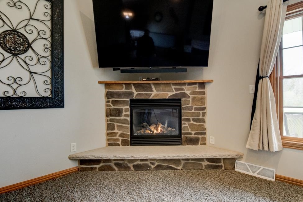 150 Kenyon Pound, WI 54161 - Photo 5 of 72