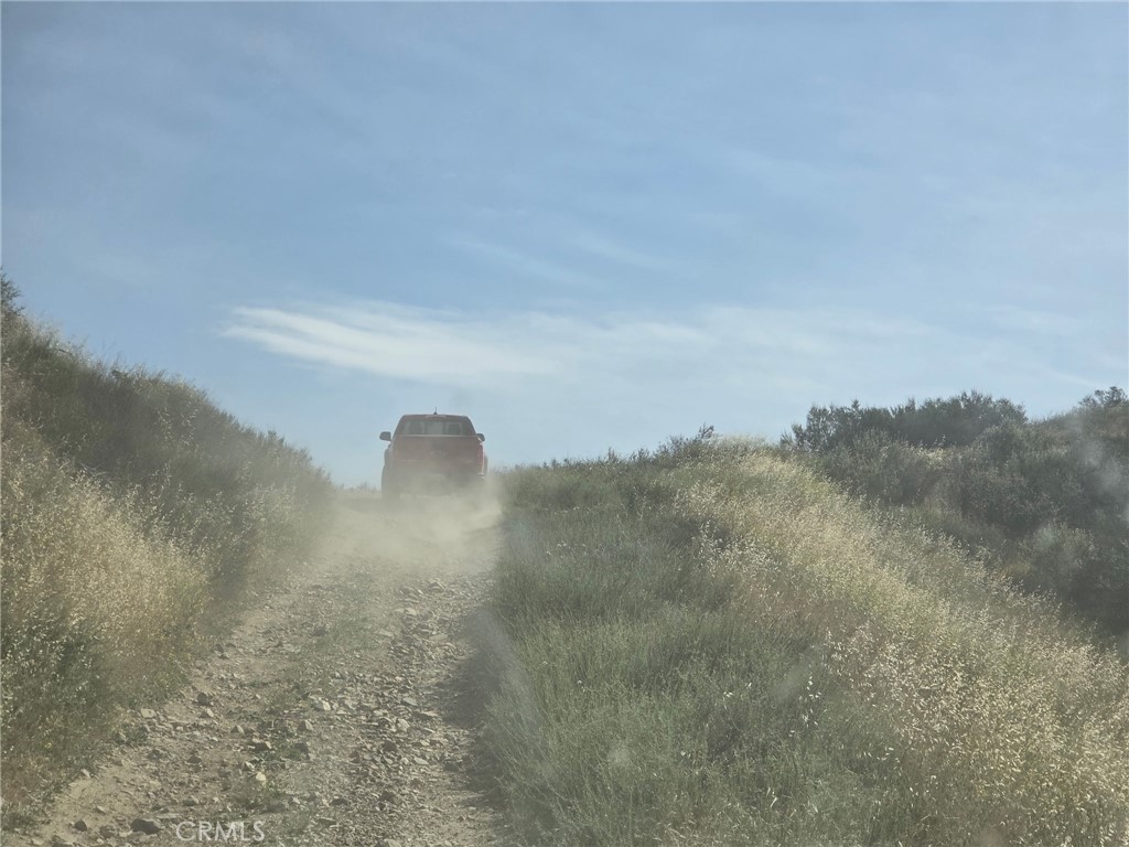 0 Gavilan Road Perris, CA 92570 - Photo 3 of 4 Gitty up!