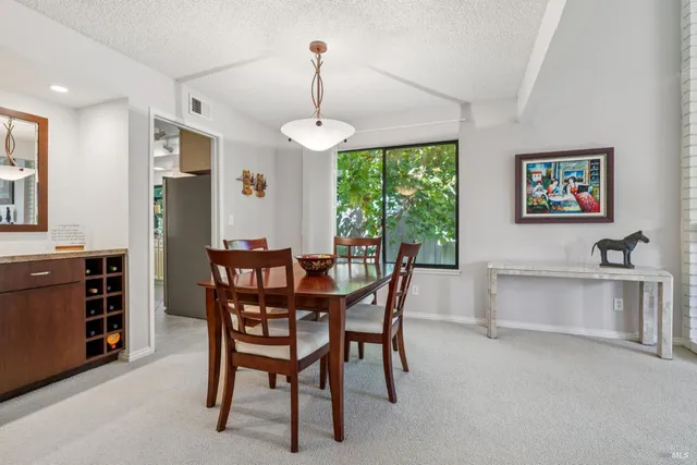 $885,000 | 11 Chapparal Court, Novato, CA 94949