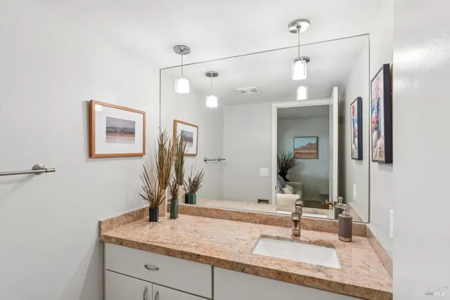 $885,000 | 11 Chapparal Court, Novato, CA 94949