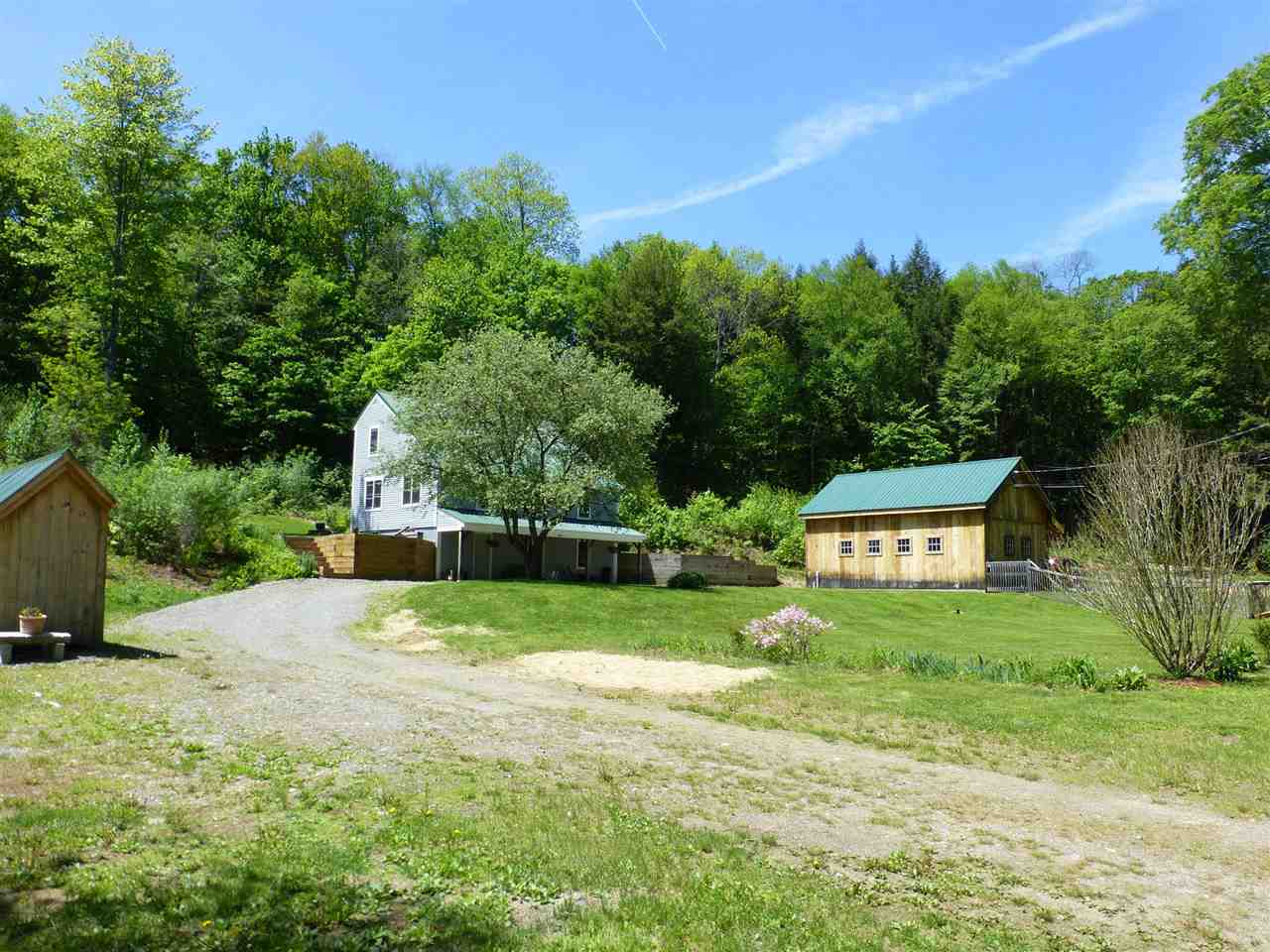 689 Canoe Brook Road Dummerston, VT 05346 - Photo 4 of 28