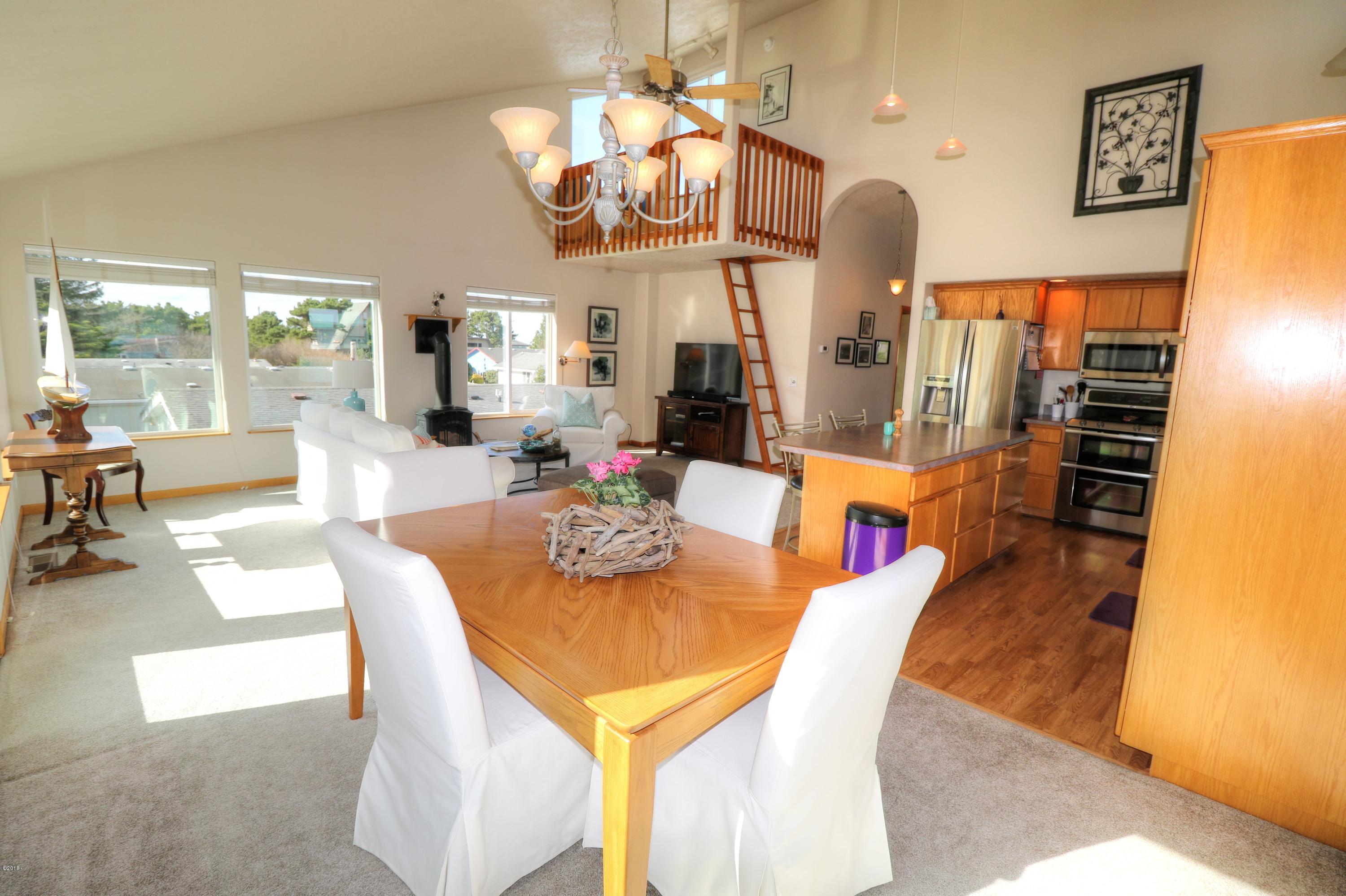 5505 Northwest Rhododendron Street Newport, OR 97365 - Photo 7 of 27 Dining - Living Room