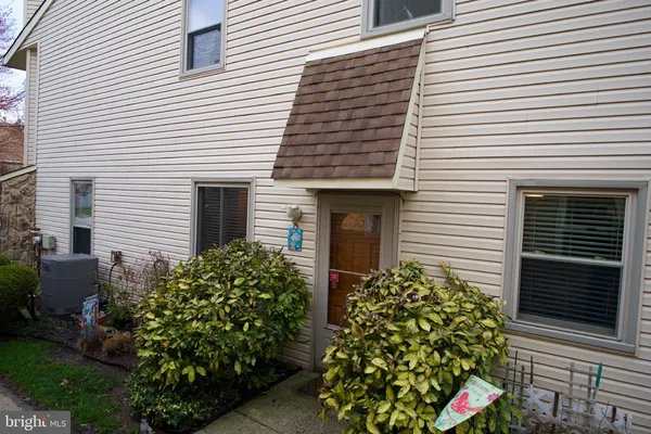 $449,000 | 10222 Murty Lane, Philadelphia, PA 19116