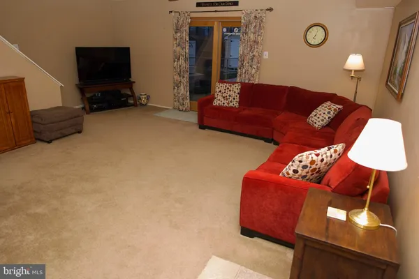 $449,000 | 10222 Murty Lane, Philadelphia, PA 19116