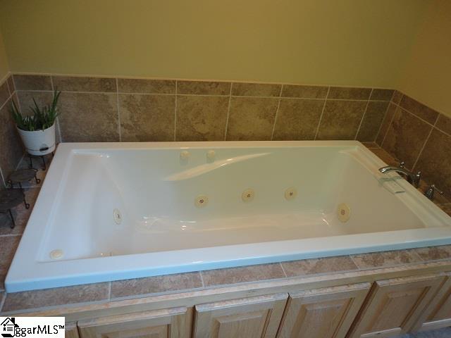 222 Zion School Road Easley, SC 29642 - Photo 14 of 23