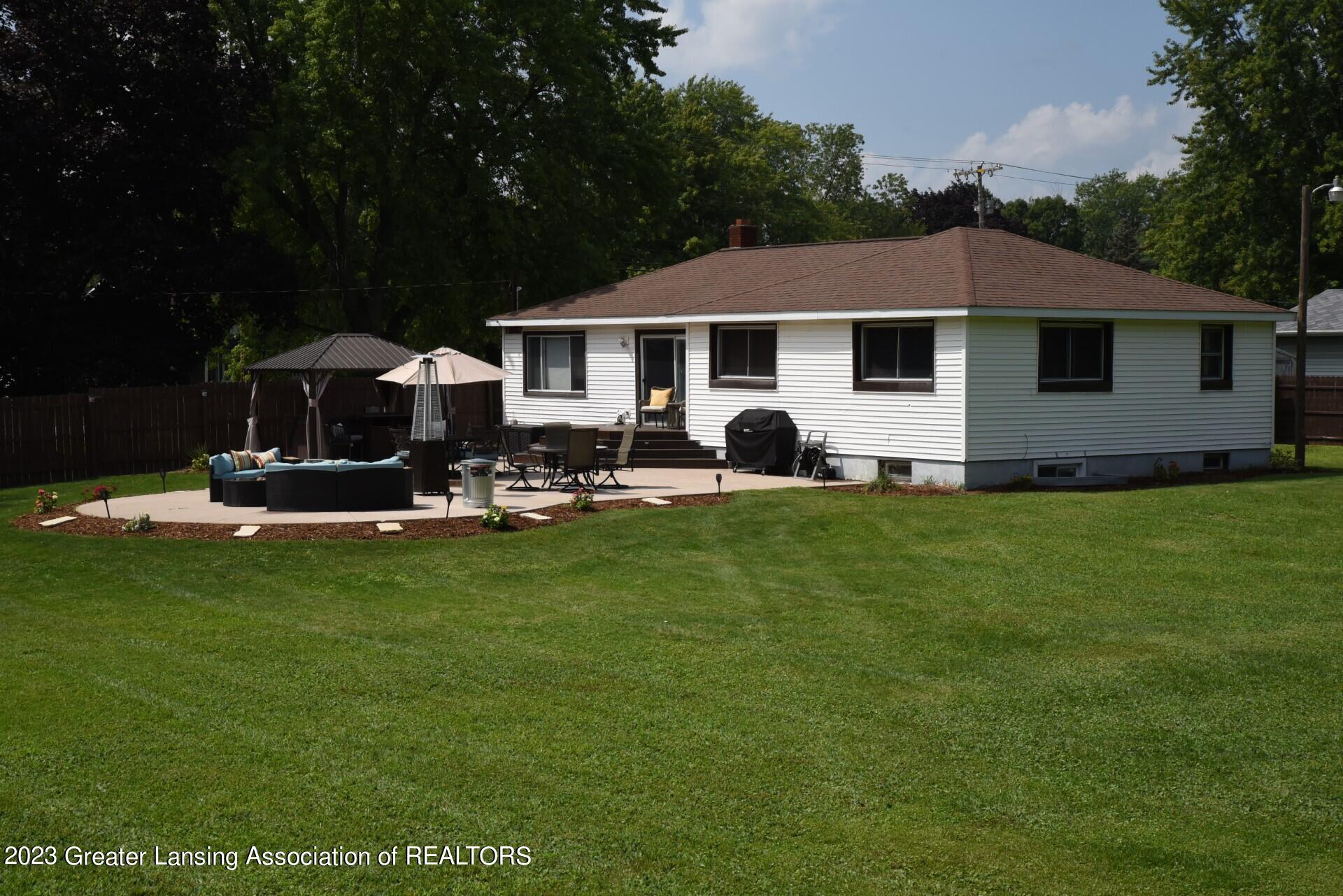5550 Marsh Road Haslett, MI 48840 - Photo 27 of 30 thumbnail_DSC_9933