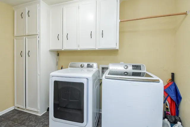 $2,700 | 1814 Corral Drive, Houston, TX 77090